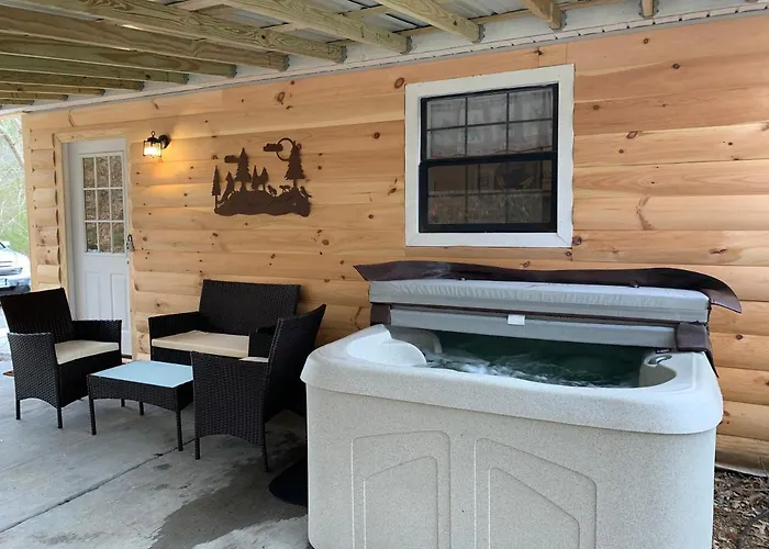Wild Reindeer *New Cabin 5min From Parkway*HOTTUB