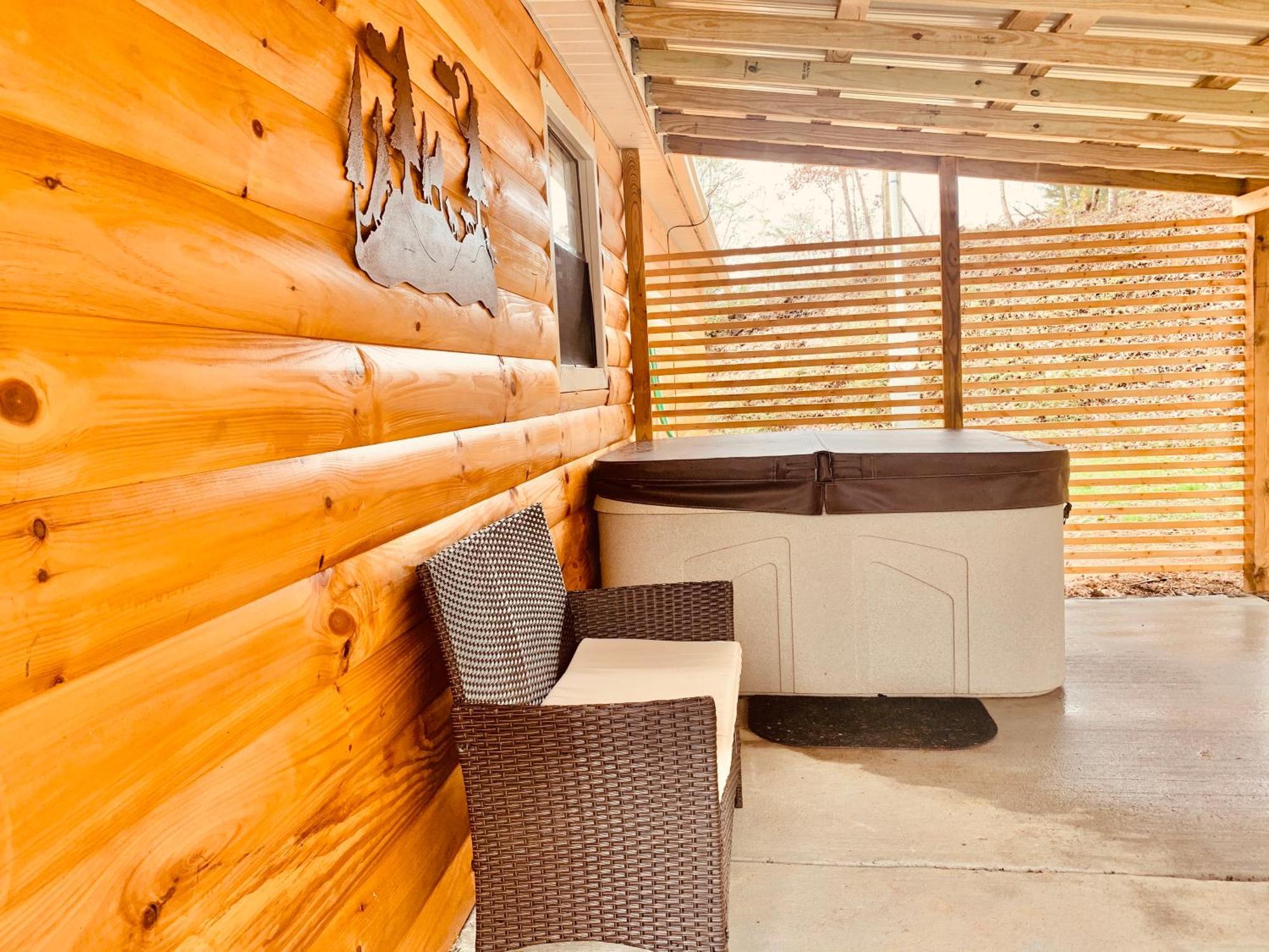 Ferienhaus Wild Reindeer 5min From Parkway Hottub Firepit Sevierville